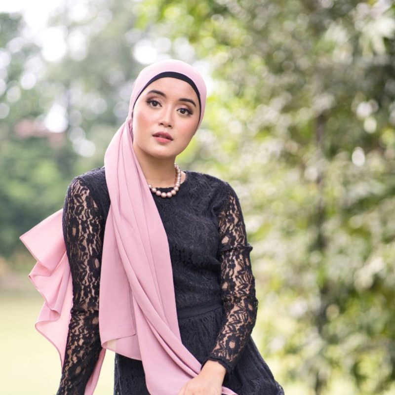 model wearing shawl from just you 1